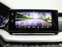 Skoda Octavia Combi 1.0 TSI Sport Business |  Apple Carplay/Android Auto  | Trekhaak | Parkeersensoren | Climate Control | Lichtmetalen Velgen |