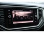 Volkswagen T-Roc 1.5 TSI 150pk DSG Style | Trekhaak | Camera | Navigatie | PDC