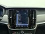 Volvo V90 T6 350pk AWD Ultra Dark / Dubbel glas / 19'' + All Season / Trekhaak / head-Up / Lederen Dashboard / Stoel + Stuurw. Verwarming / Full-LED / 360 Camera / Keyless /