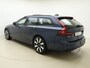 Volvo V90 T6 350pk AWD Ultra Dark / Dubbel glas / 19'' + All Season / Trekhaak / head-Up / Lederen Dashboard / Stoel + Stuurw. Verwarming / Full-LED / 360 Camera / Keyless /