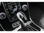 Volvo V60 2.4 D6 Twin Engine Special Edition | incl. 12 maanden garantie | Memory stoelen | Trekhaak | Xenon | Camera | Zwarte hemel | Cruise | Navi | Stoelverwarming | Bochtverlichting | Parkeersensor achter | 18" LMV | 4x nieuwe band! | Rijklaar! |
