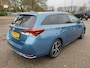 Toyota Auris Touring Sports 1.8 Hybrid Dynamic Ultimate nette in Nederland nieuw geleverde goed onderhouden Auris met trekhaak!