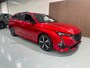 Peugeot 308 SW 1.6 Plug-in Hybrid 225 GT Automaat / Navigatie full map / Camera / Lederen interieur / Cruise control