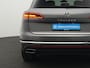 Volkswagen Touareg Elegance 3.0 TSi 381 pk tiptronic eHybrid 4MOTION | Panoramadak | Puglia leder | Geheugenstoelen | Rondomzicht camera | Stoelventilatie