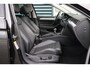 Volkswagen Passat Variant GTE 1.4 TSI 218pk PHEV Business | SoH 95% | Panoramadak | Head-up | Vol Leer
