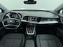 Audi Q4 e-tron 35 Launch Edition LED 20"LM Apple Carplay Android Auto Navi Audi Connect Ecc Audi Phone Box Stoelverwarming Pdc Cruise Control 55kWh Elek.Achterklep Privacy Glas E-sound luidspr v Keyless-Go Origineel Nederlandse Auto