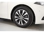Mercedes-Benz A-klasse 180 Business Solution Aut. [ Navi Camera Stoelverwarming Trekhaak ]