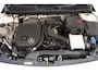 Mercedes-Benz A-klasse 180 Business Solution Aut. [ Navi Camera Stoelverwarming Trekhaak ]