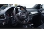 Audi Q3 2.0 TFSI quattro S Edition Bi-Xenon Stoelverwarming Navi Clima NAP PDC v+a