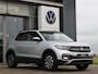 Volkswagen T-Cross 1.0 TSI 95 pk Active | Navigatie | App Connect | PDC | Climatronic | Stoelverwarming | 16'' LM | Fabrieksgarantie tot 09-10-2026 of 50.000km |