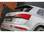 Audi Q5 55 TFSI e S edition | Luchtvering | Pano | Trekhaak elek. | Massage