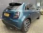 Fiat 600 1.2 Hybrid La Prima 136 pk Achteruitrijcamera - Airco - Apple carplay - Bluetooth - Cruise control - Navigatiesysteem - Parkeersensoren voor en achter - Dodehoek detector - Keyless start and entry - Voorstoelen verwarmd - Mistlampen voor - Stuur multifunctioneel - stuur leder - Voorstoelen met massagefunctie