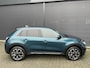 Fiat 600 1.2 Hybrid La Prima 136 pk Achteruitrijcamera - Airco - Apple carplay - Bluetooth - Cruise control - Navigatiesysteem - Parkeersensoren voor en achter - Dodehoek detector - Keyless start and entry - Voorstoelen verwarmd - Mistlampen voor - Stuur multifunctioneel - stuur leder - Voorstoelen met massagefunctie