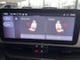 Fiat 600 1.2 Hybrid La Prima 136 pk Achteruitrijcamera - Airco - Apple carplay - Bluetooth - Cruise control - Navigatiesysteem - Parkeersensoren voor en achter - Dodehoek detector - Keyless start and entry - Voorstoelen verwarmd - Mistlampen voor - Stuur multifunctioneel - stuur leder - Voorstoelen met massagefunctie