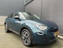 Fiat 600 1.2 Hybrid La Prima 136 pk Achteruitrijcamera - Airco - Apple carplay - Bluetooth - Cruise control - Navigatiesysteem - Parkeersensoren voor en achter - Dodehoek detector - Keyless start and entry - Voorstoelen verwarmd - Mistlampen voor - Stuur multifunctioneel - stuur leder - Voorstoelen met massagefunctie
