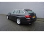 BMW 5-Serie Touring 520i High Luxury Edition AUTOMAAT / Led / Cruise / Leder / Elek. Trekhaak / Lm velgen