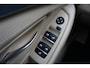 BMW 5-Serie Touring 520i High Luxury Edition AUTOMAAT / Led / Cruise / Leder / Elek. Trekhaak / Lm velgen
