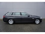 BMW 5-Serie Touring 520i High Luxury Edition AUTOMAAT / Led / Cruise / Leder / Elek. Trekhaak / Lm velgen