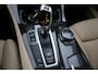 BMW 5-Serie Touring 520i High Luxury Edition AUTOMAAT / Led / Cruise / Leder / Elek. Trekhaak / Lm velgen