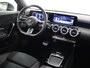Mercedes-Benz A-klasse 250 e AMG Line | Achteruitrijcamera | Panoramadak | Stoelverwarming | Sfeerverlichting |