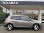 Peugeot 2008 1.2T 110pk Style | Navigatie | Climate Control | Trekhaak | Goed onderhouden | Cruise Control | Lichtmetalen velgen