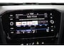 Volkswagen Passat Variant 1.5 TSI Business DSG Automaat Navigatie | Climate Control | Parkeersensoren | Lichtmetalen velgen