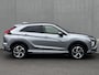 Mitsubishi Eclipse Cross 2.4 PLUG-IN HYBRID 4WD S-AWC Executive Automaat / Fabrieksgarantie tot 12-2030 / Trekhaak 1.500 kg / Leder / Elektrische stoelen / Navigatie / Stuur-, stoel - & achterbankverwarming / HUD / Camera 360° / 18" LM wielen + All Season banden /