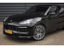 Porsche Cayenne Coupé 3.0 E-Hybrid 462pk SportDesign | Pano | ACC | Matrix PDLS+ | 360 Camera | 22'' Wielen | Luchtvering | Bose |