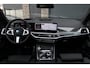 BMW X5 xDrive50e M Sport - Pano - Luchtvering - Trekhaak - Massage - 4wiel besturing - Carbon Pack - Softclose - Stoelverwarming/Koeling - Rijklaar