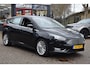 Ford Focus 1.0 Titanium 1e Eigenaar | Navigatie | Trekhaak | 100% Onderhouden | 12 mnd BOVAG garantie | Whatsapp 06-53188999