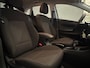 Hyundai i20 1.0 T-GDI Comfort Camera | Stoel/Stuurverwarming | Digitaal Dashboard | Parkeersensoren | Carplay | Climate Control | Cruise | Achteruitrijcamera | Airco | Apple Carplay/Android Auto|telefoonintegratie premium