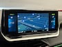 Peugeot e-2008 EV GT 50 kWh 3-FASE | Camera | Leder\Stof | Clima | Cruise | Keyless | 17'' Lichtmetaal | 3D dashboard | Rijstrookassistent '| Achteruitrijcamera | Afwijkende dakkleur | Airco (automatisch)