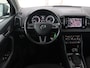 Skoda Karoq 1.0 TSI Ambition Business | Stoelverwarming | Trekhaak | Carplay | Navigatie | Parkeerhulp | Climate control | Chroom delen | DAB | Getint glas | Cruise control