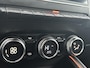 Renault Clio 1.0 TCe Intens / 1e Eigenaar / Dealer Onderhouden / Trekhaak / Apple Carplay & Android Auto / Navigatie / Climate Control / Parkeersensoren /