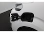 Peugeot e-Expert Long Asphalt 75 kWh Camera | Trekhaak | Houten Vloer | Keyless | Parkeersensoren | Navigatie | Carplay | 16" Lichtmetaal | 16" Lichtmetaal | Airco | Apple Carplay/Android Auto|telefoonintegratie premium