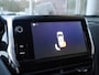 Peugeot 2008 1.2 PureTech Allure | Navigatie | Apple carplay & android auto | Trekhaak | Climate control | Lichtmetalen velgen | Dab radio | Cruise control | Extra getint glas | Grip control
