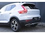 Volvo XC40 2.0 T4 Inscription | Panoramisch Schuif-Kantel dak | Rear Parking Camera | Adaptive Cruise Controle | Extra donker glas achter !