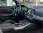 BMW 3-Serie Touring 320e M-Sport Business Edition Plus PANO 19 INCH CAMERA SHADOW LINE TREKHAAK DODEHOEK