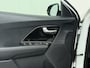 Kia e-Niro EV 64kWh SOH 100% W-pomp Navi Adaptive-Cruise Camera 1/2 Leer Apple Carplay Android AutoEcc DynamicLine Stoel-Stuurverwarming Pdc Lane Assist VESS DAB Led Isofix Keyless 1e Eigenaar Origineel Nederlandse Auto Nieuwprijs €43.970,-