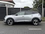 Peugeot 2008 GT 1.2 Hybrid 136PK e-DCS6 Automaat Navigatie, Achteruitrijcamera, Keyless, Parkeersensoren, Adaptieve Cruise Control, Apple Carplay, Android Auto