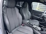 Peugeot 2008 GT 1.2 Hybrid 136PK e-DCS6 Automaat Navigatie, Achteruitrijcamera, Keyless, Parkeersensoren, Adaptieve Cruise Control, Apple Carplay, Android Auto