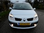 Renault Scenic 1.6-16V Automaat 94.000km. Clima Cruise Trekhaak 1300kg.