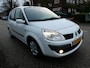 Renault Scenic 1.6-16V Automaat 94.000km. Clima Cruise Trekhaak 1300kg.