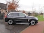 BMW iX3 Executive 80 kWh | Panoramadak | Camera | Sfeerverlichting | Apple Carplay |