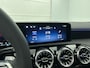 Mercedes-Benz A-klasse 250 e Business Solution AMG | Nightpakket | Stoelverwarming vooraan | Smartphone-integratie | Panoramaschuifdak | Multibeam LED | Extra USB-poorten | KEYLESS GO |