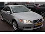 Volvo S80 2.4 D5 Summum Lederen interieur, Navigatie, Trekhaak, Climate control, Stoelverwarming, Cruise control