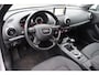 Audi A3 Sportback 1.6 TDI ultra Edition Navigatie, Cruise control, Climate control, Stoelverwarming, Trekhaak