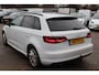 Audi A3 Sportback 1.6 TDI ultra Edition Navigatie, Cruise control, Climate control, Stoelverwarming, Trekhaak