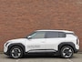 Kia EV3 81,4 kWh 204pk Plus | Stoel/Stuurwielverwarming | Dodehoekdetectie | Navigatie | Climate Control |