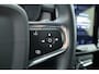 Volvo XC40 1.5 T5 Plug-in hybrid Plus Dark Facelift | Trekhaak elek. | 20 inch | elek. Sportstoelen | H&K Audio |